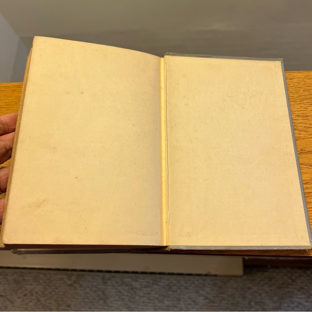 ALL QUIET ON THE WESTERN FRONT hardcover book written by Erich Maria Remarque - Picture 13 of 15